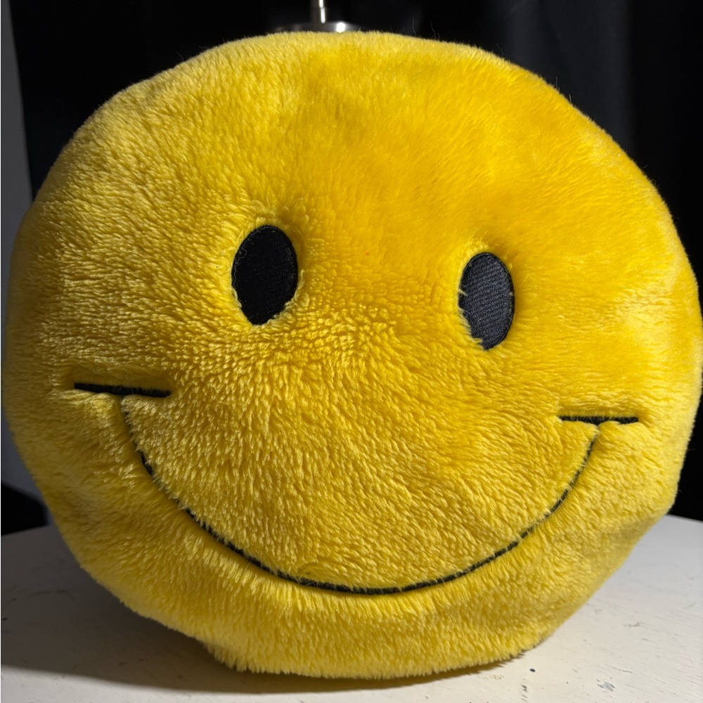 Smiley emoji 😊Pillow